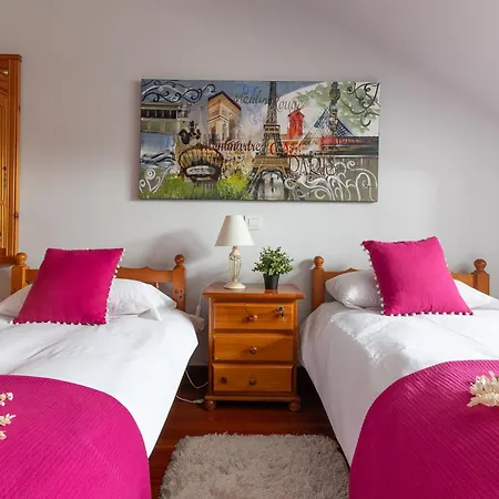La Casa Del Valle De *