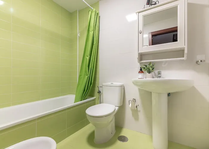 La Casa Del Valle De *