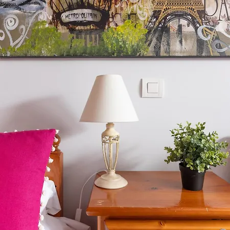 La Casa Del Valle De *